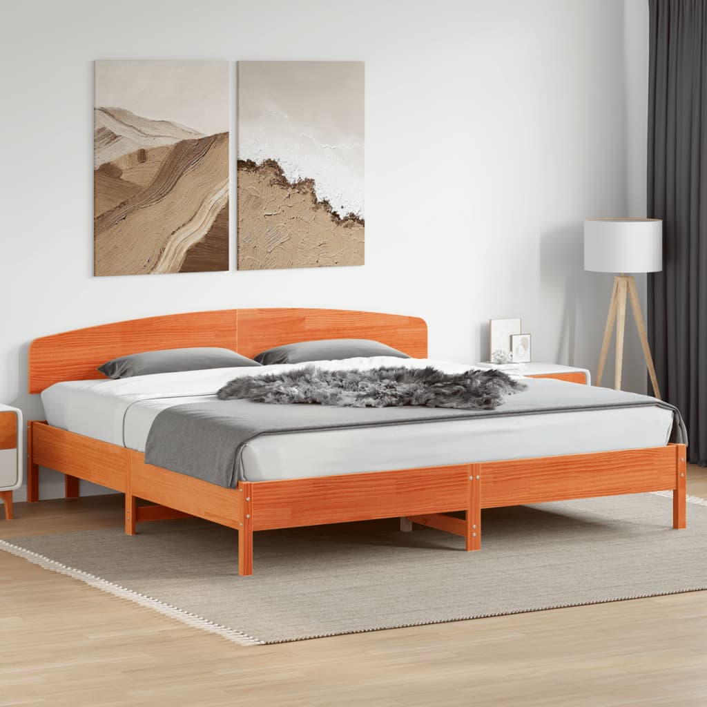 Sängram utan madrass vaxbrun 200x200 cm massiv furu