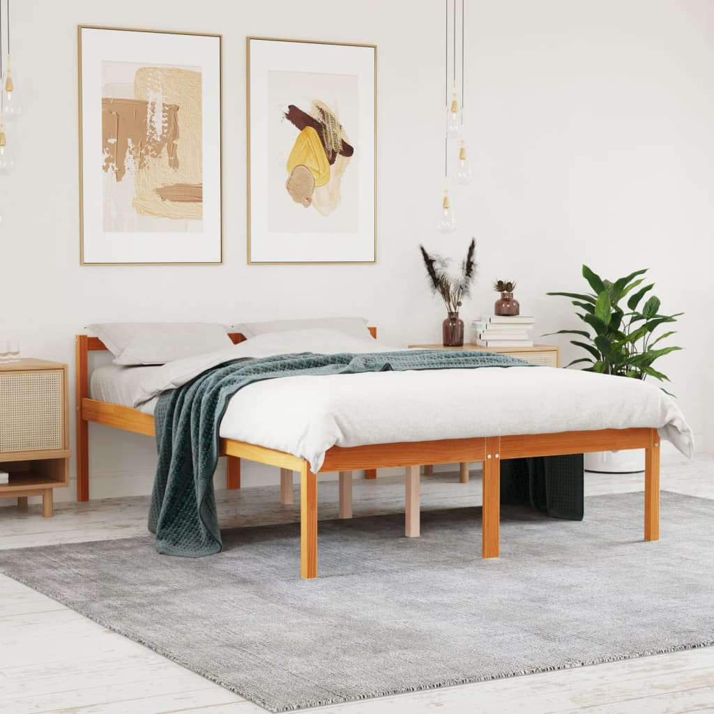 Sängram vaxad brun 135x190 cm massiv furu