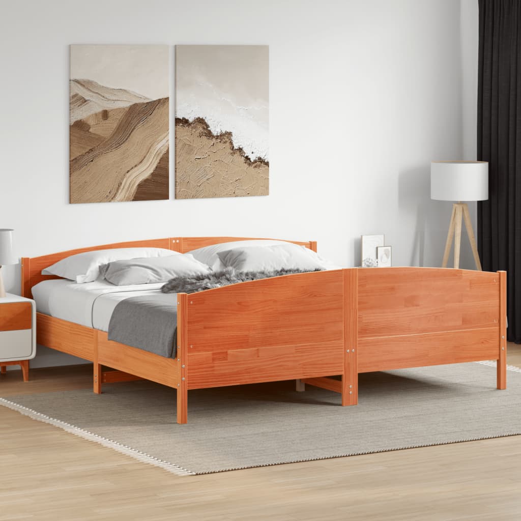 Sängram utan madrass vaxbrun 200x200 cm massiv furu