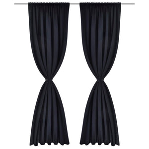 2-pack svarta gardiner med hyskupphängning 135 x 245 cm