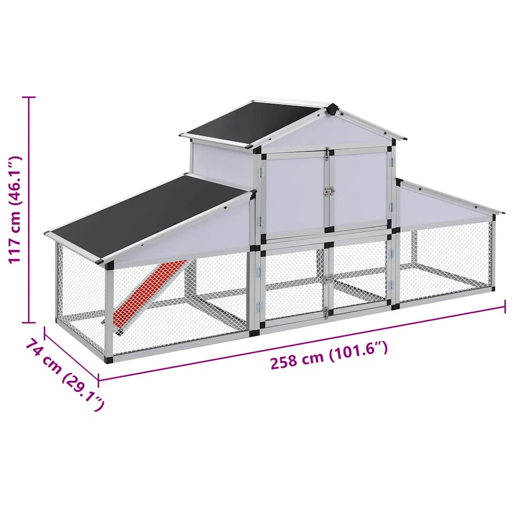 Hönshus i aluminium med uteplats och värprede aluminium