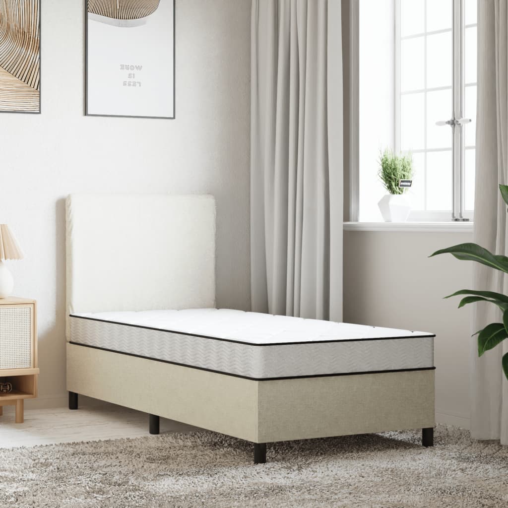 Skummadrass medium mjuk 70x200 cm