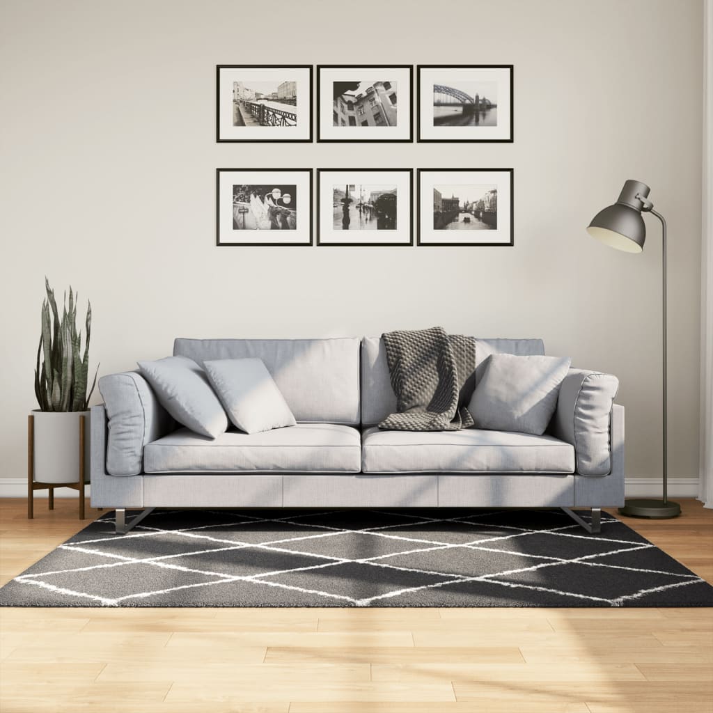 Ryamatta PAMPLONA lång lugg modern svart & gräddvit 120x170 cm