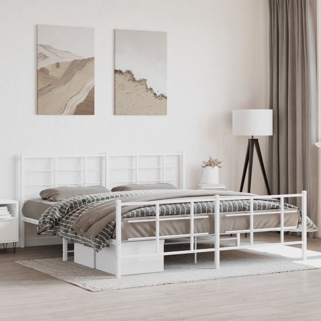 Sängram med huvudgavel och fotgavel vit metall 183x213 cm