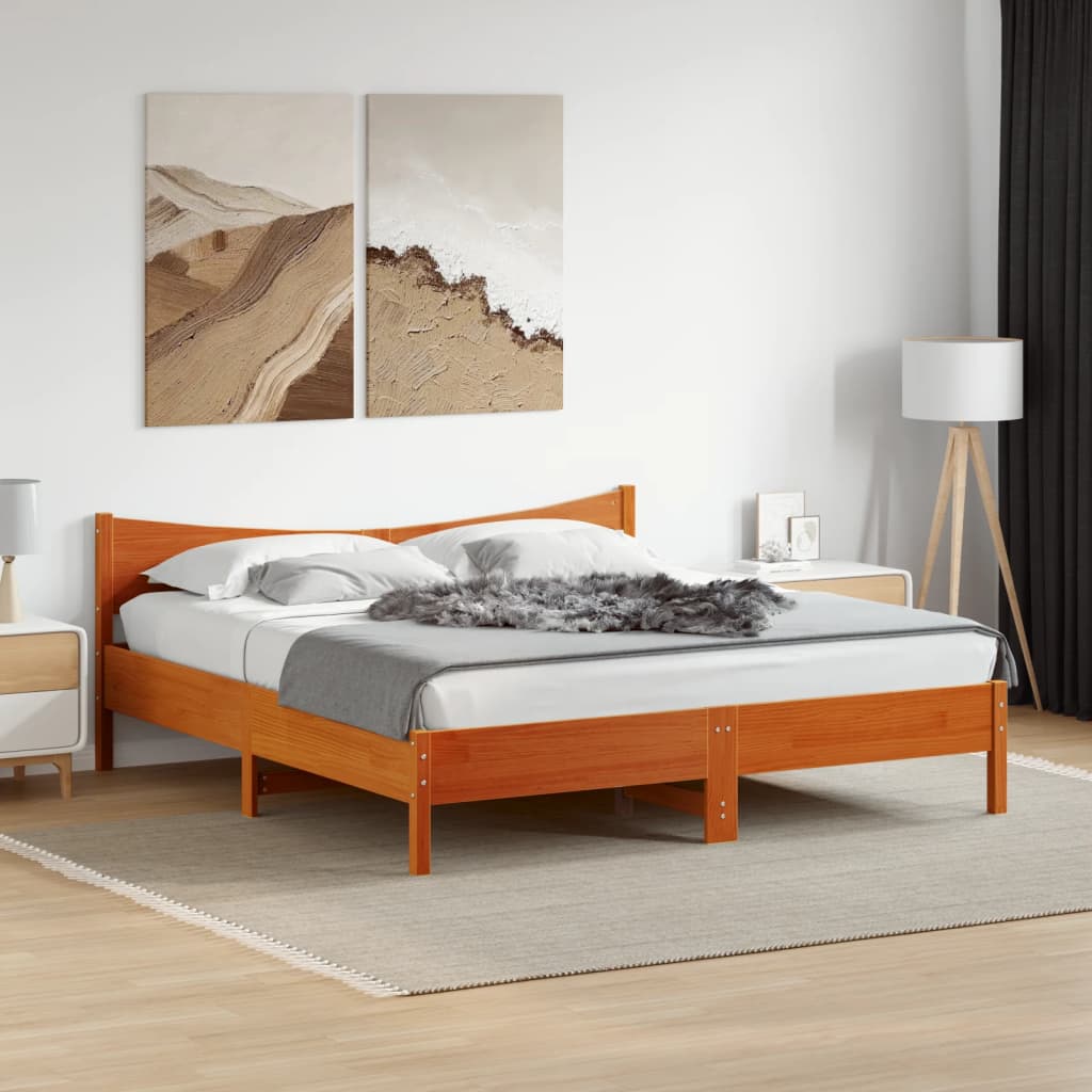 Sängram utan madrass vaxbrun 200x200 cm massiv furu