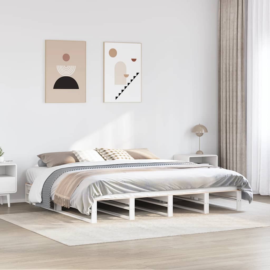 Sängram utan madrass vit 200x200 cm massiv furu