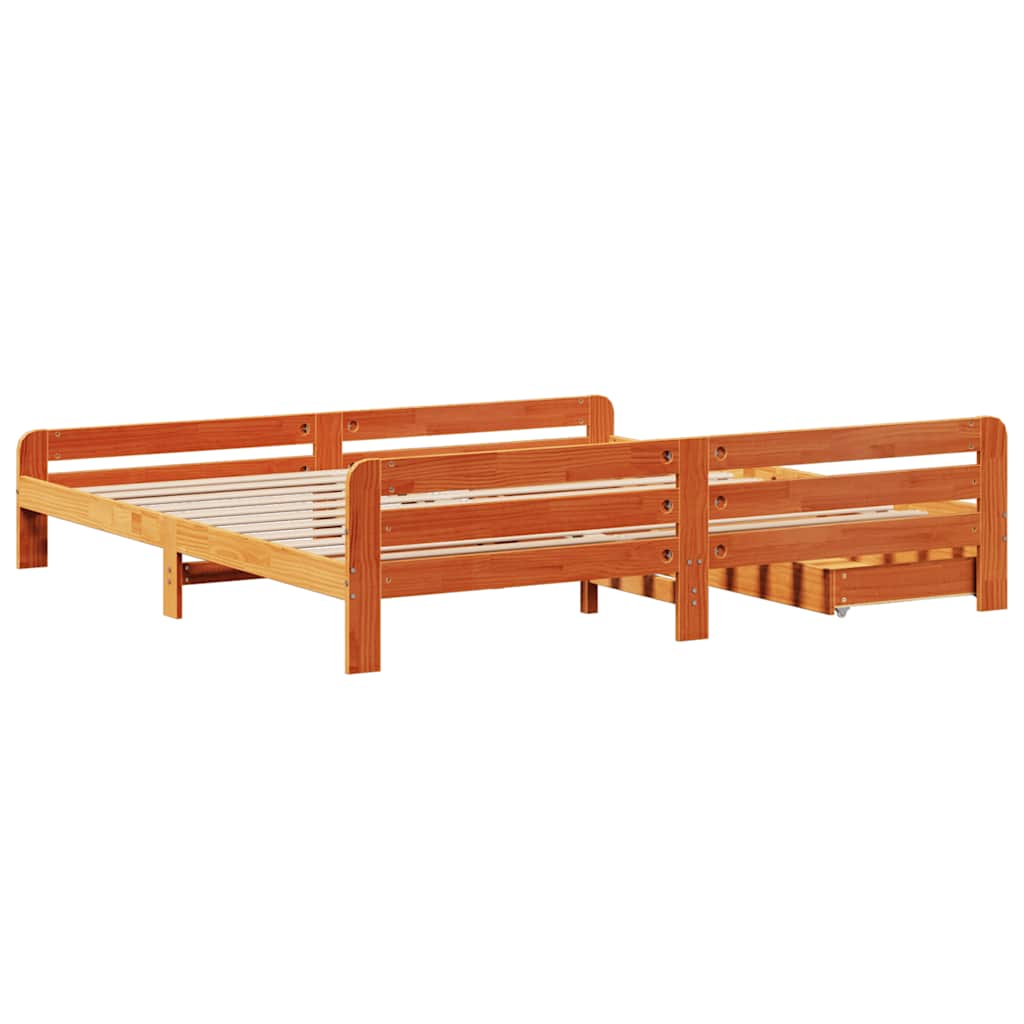 Sängram utan madrass vaxbrun 200x200 cm massiv furu