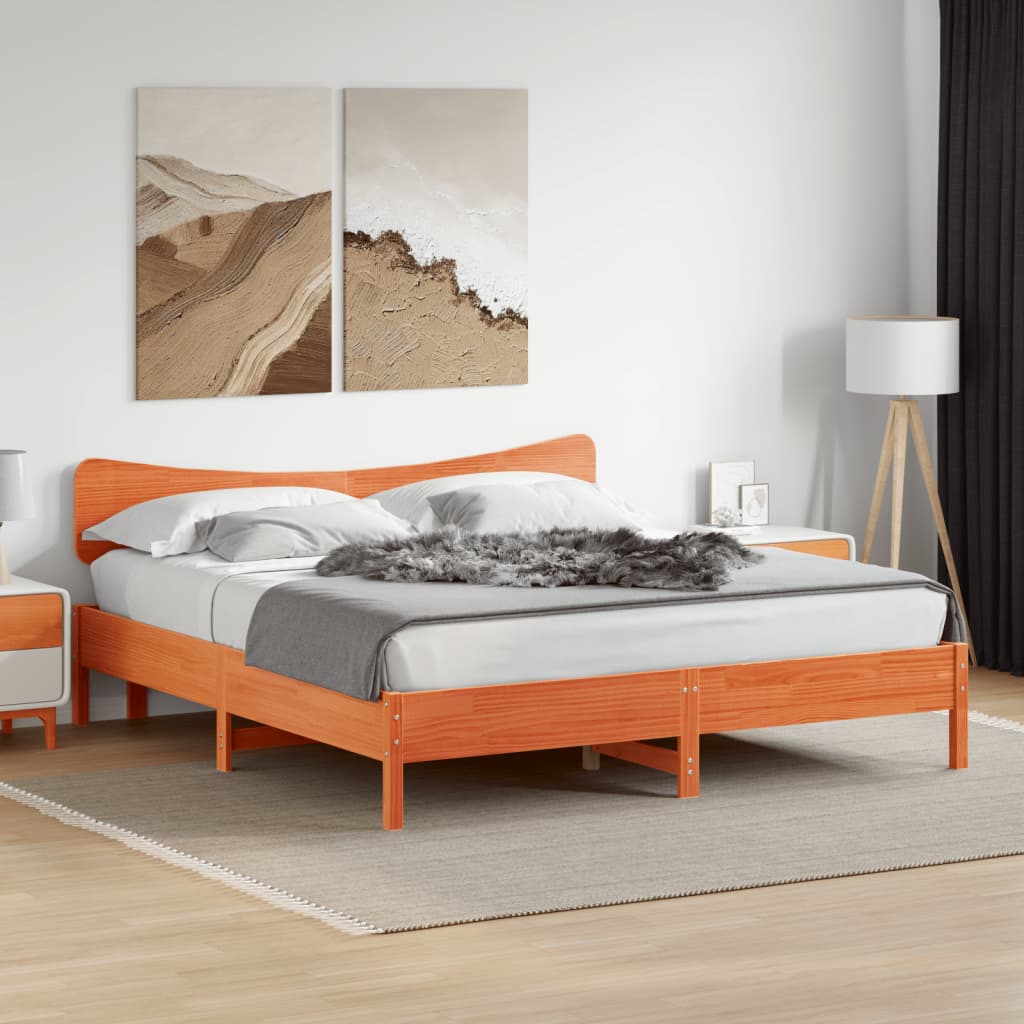 Sängram utan madrass vaxbrun 200x200 cm massiv furu