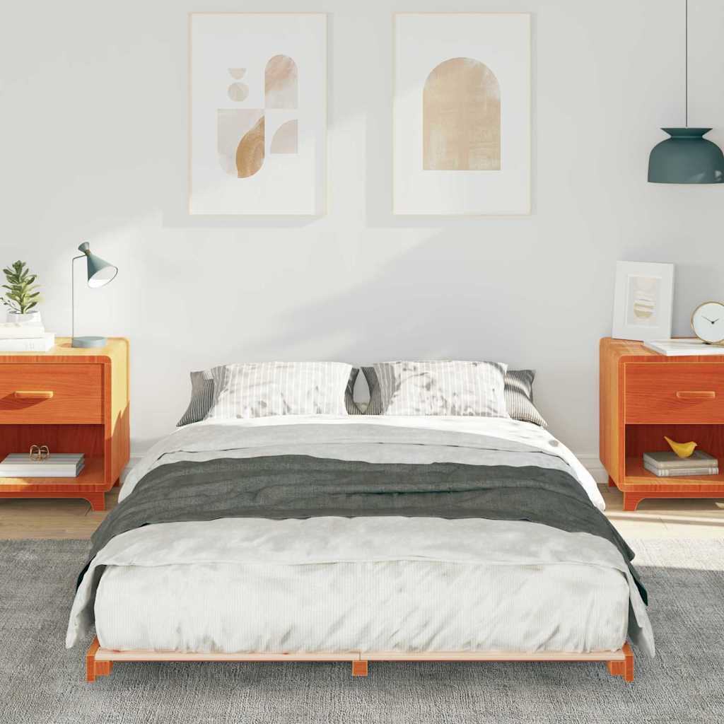 Sängram Vaxbrun 140 x 190 cm Massiv furu