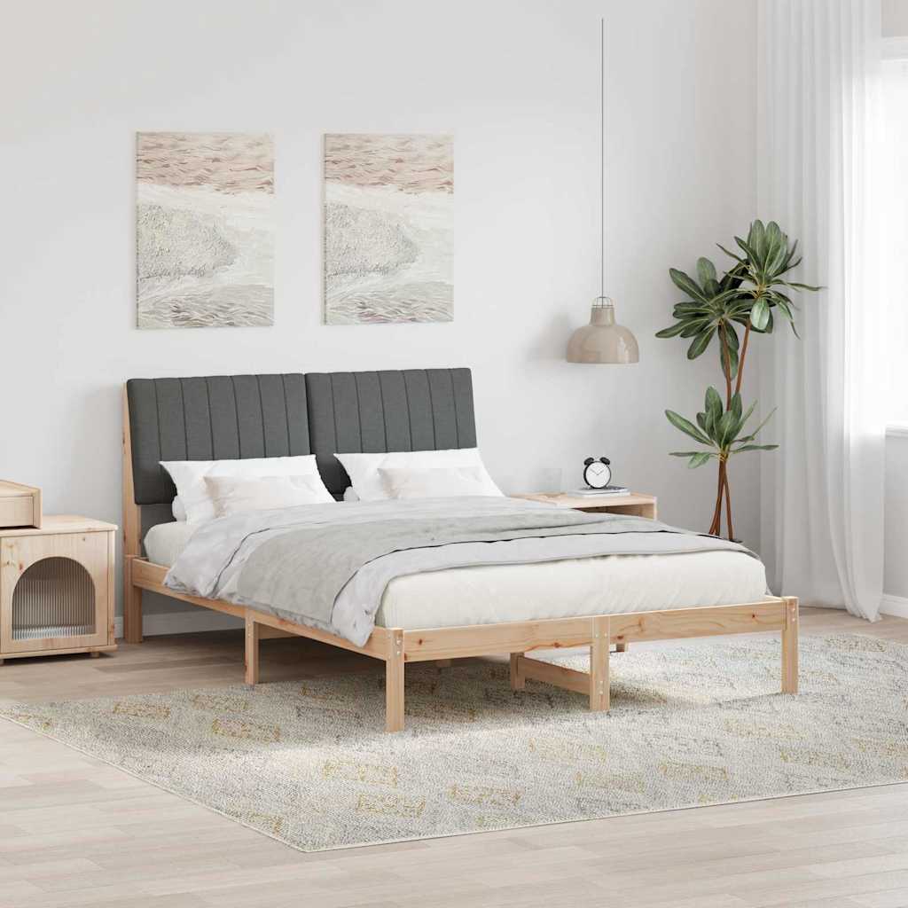 Sängram med huvudgavel Brun 135 x 190 cm Massiv furu