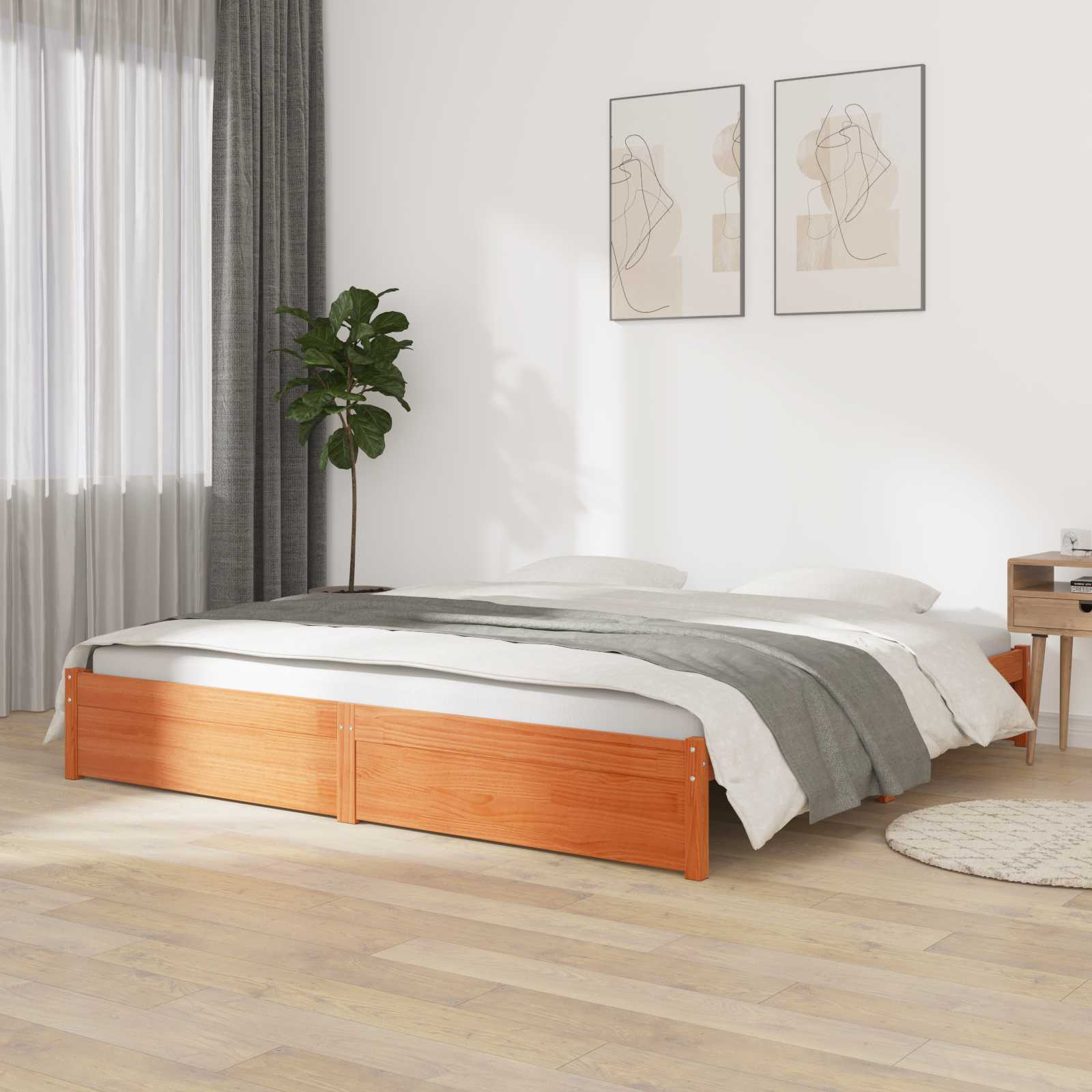 Sängram Vaxbrun 200 x 200 cm Massiv furu